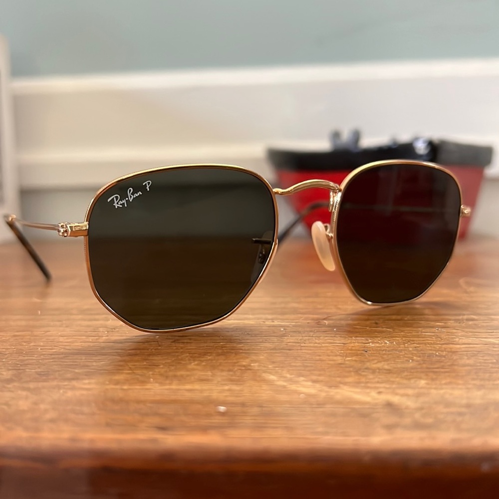 Ray Ban Hexagonal Flat Gold Polarized Perfect Condition